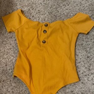 Body suit never worn